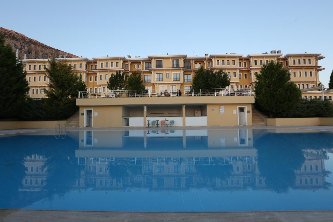 Ermenek Selcuklu Otel מראה חיצוני תמונה