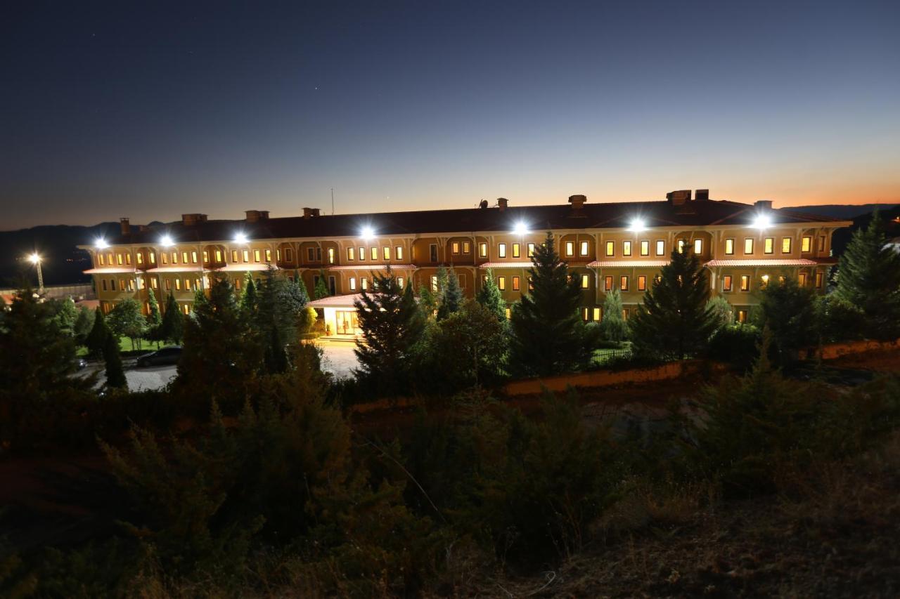 Ermenek Selcuklu Otel מראה חיצוני תמונה